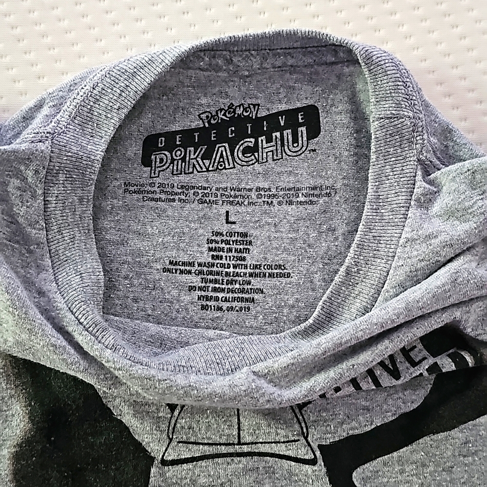 Pokémon Bundle - Detective Pikachu shirt kids large. Pokémon - Detective Pikachu - Picture 6 of 7